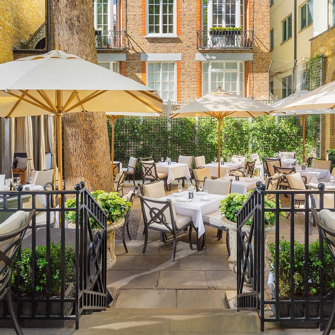 bambrella_levante_bamboo_parasol_club_mayfair_london_2