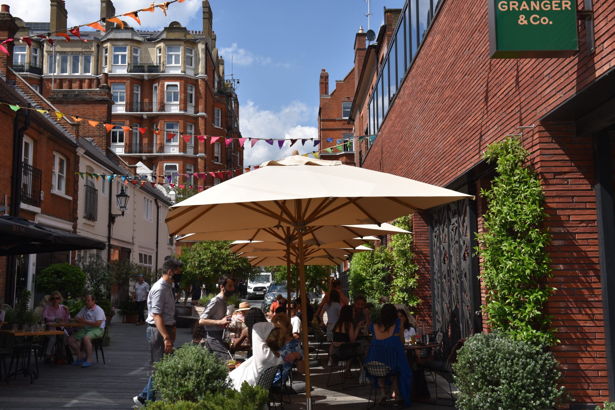 Levante Side Wind – Sloane square - 3