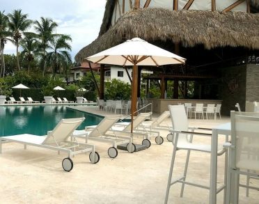 Levante-Round-Bamboo-Umbrella